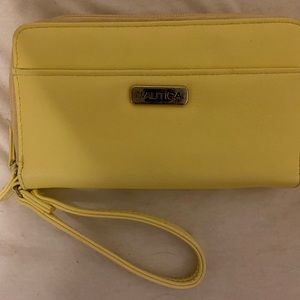 perfect yellow colored wallet💛